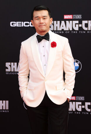 ronny chieng marvel