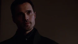 HiveGivesJohnsonOrders-FE