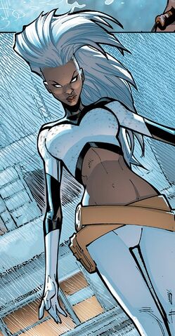 File:Ororo Munroe (Earth-616) from Extraordinary X-Men Vol 1 1 004.jpg