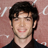 Ethan Peck Marykateandashley 12x Wiki Fandom