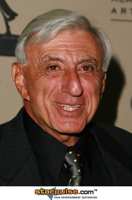 Next photo of Jamie Farr