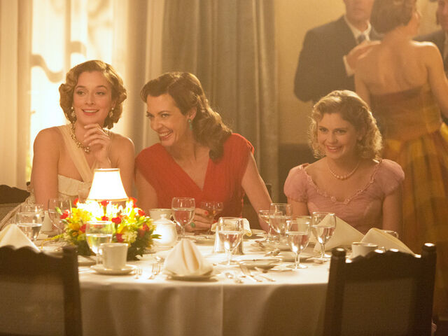 File:Masters-of-Sex-1x05-Catherine-13.jpg