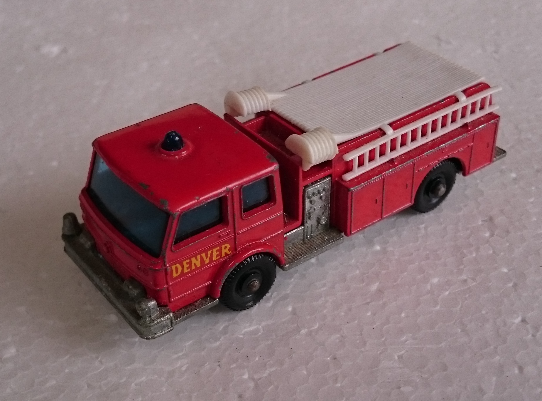 matchbox fire pumper truck