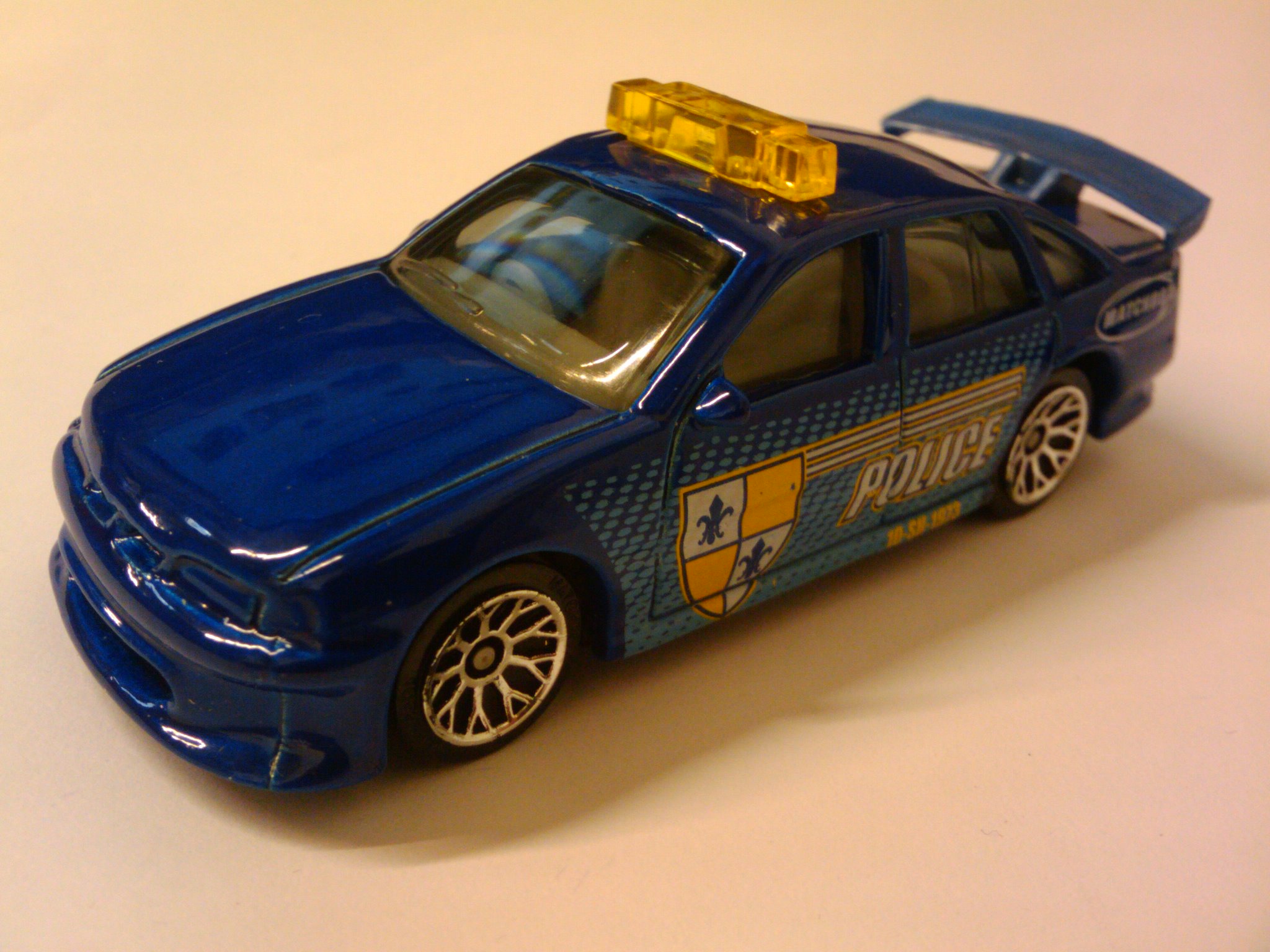 matchbox holden commodore