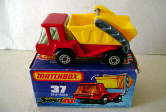 matchbox skip truck