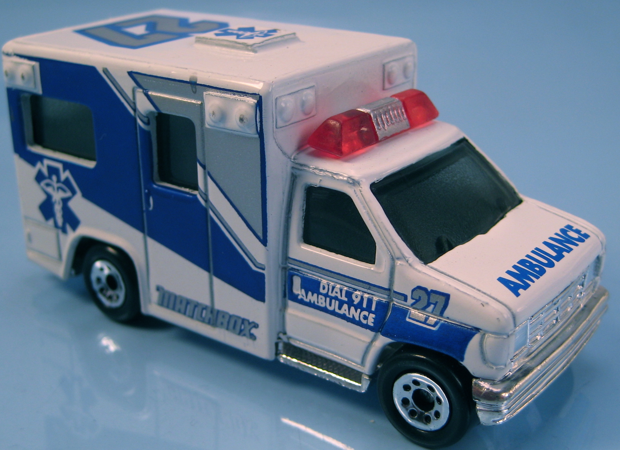 matchbox ford ambulance