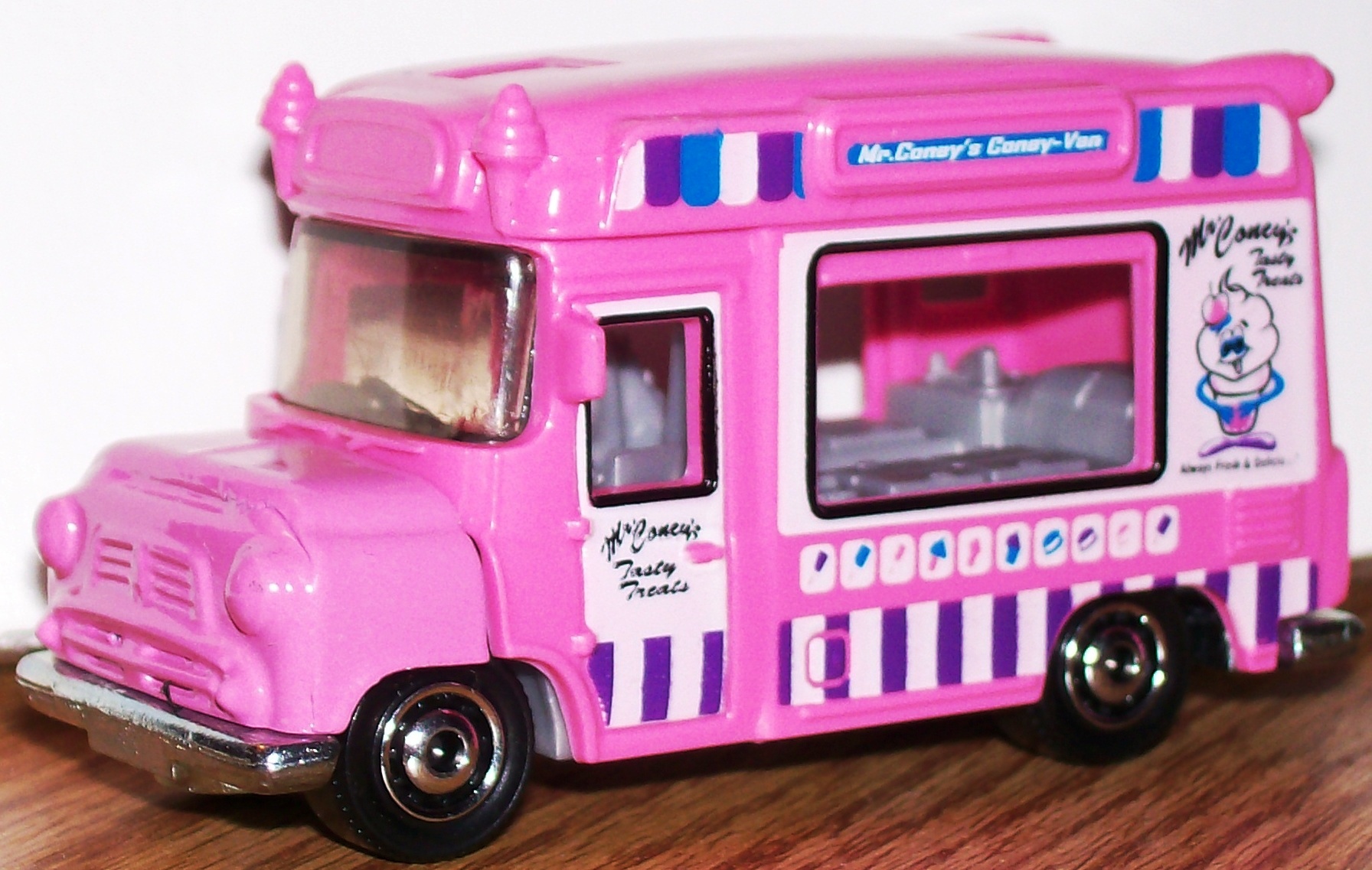 pink ice cream truck toy