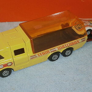 matchbox k7 racing car transporter