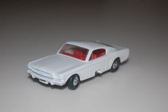 matchbox series no 8 mustang