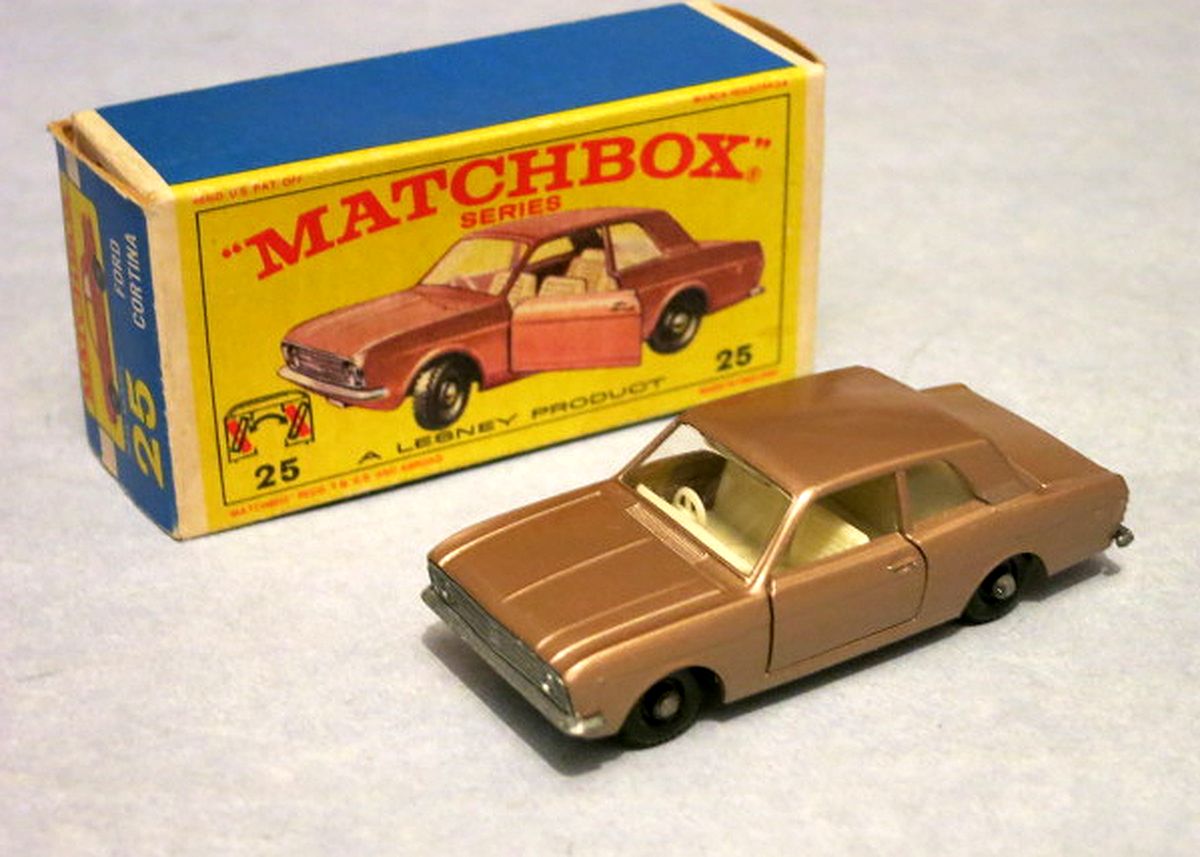 matchbox no 25 ford cortina