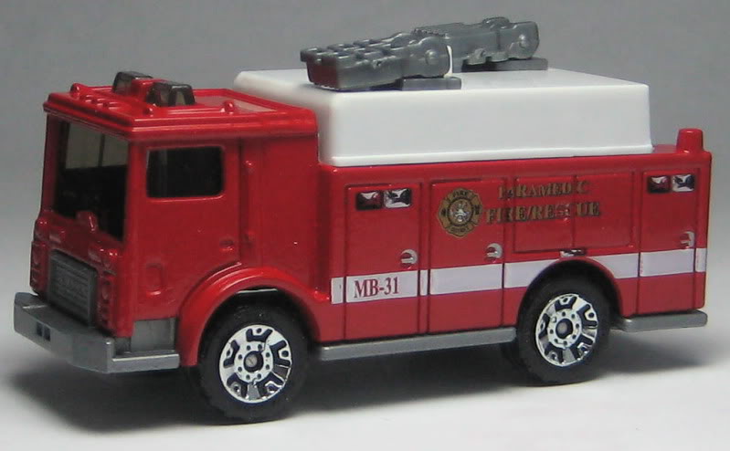 matchbox mack auxiliary power truck