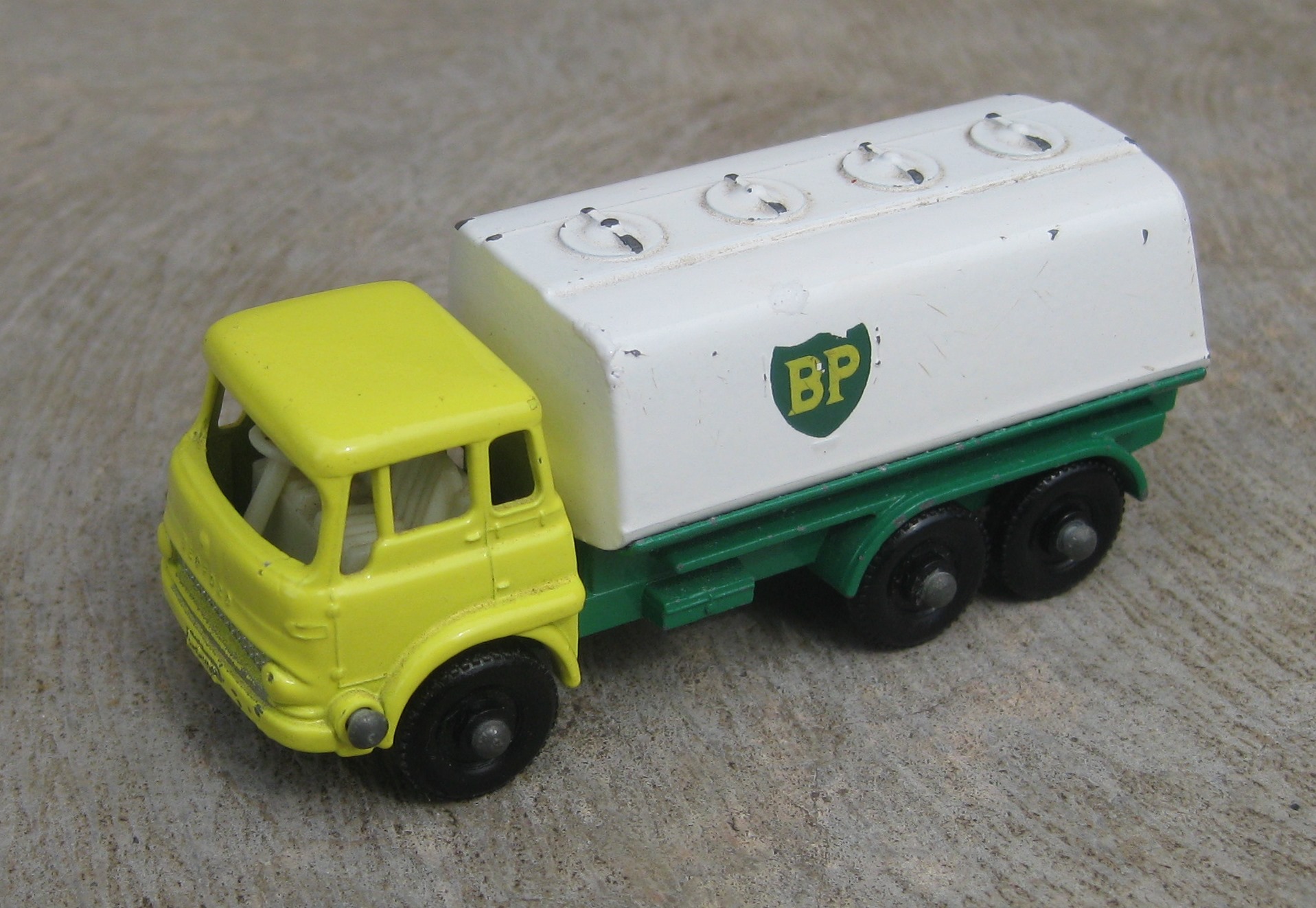 matchbox petrol tanker no 25