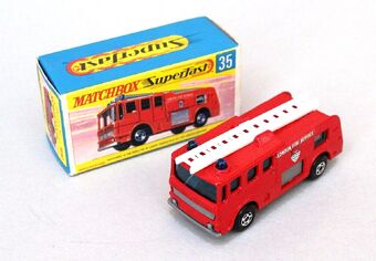 matchbox series no 35 merryweather fire engine