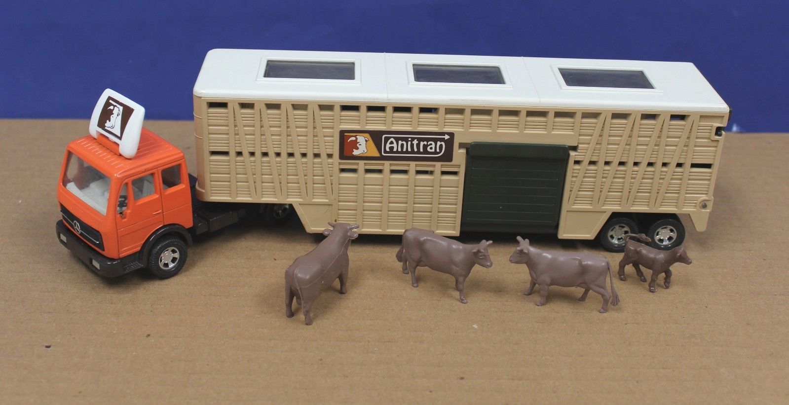 Image - Animal Transporter (1981-84).jpg | Matchbox Cars Wiki | FANDOM