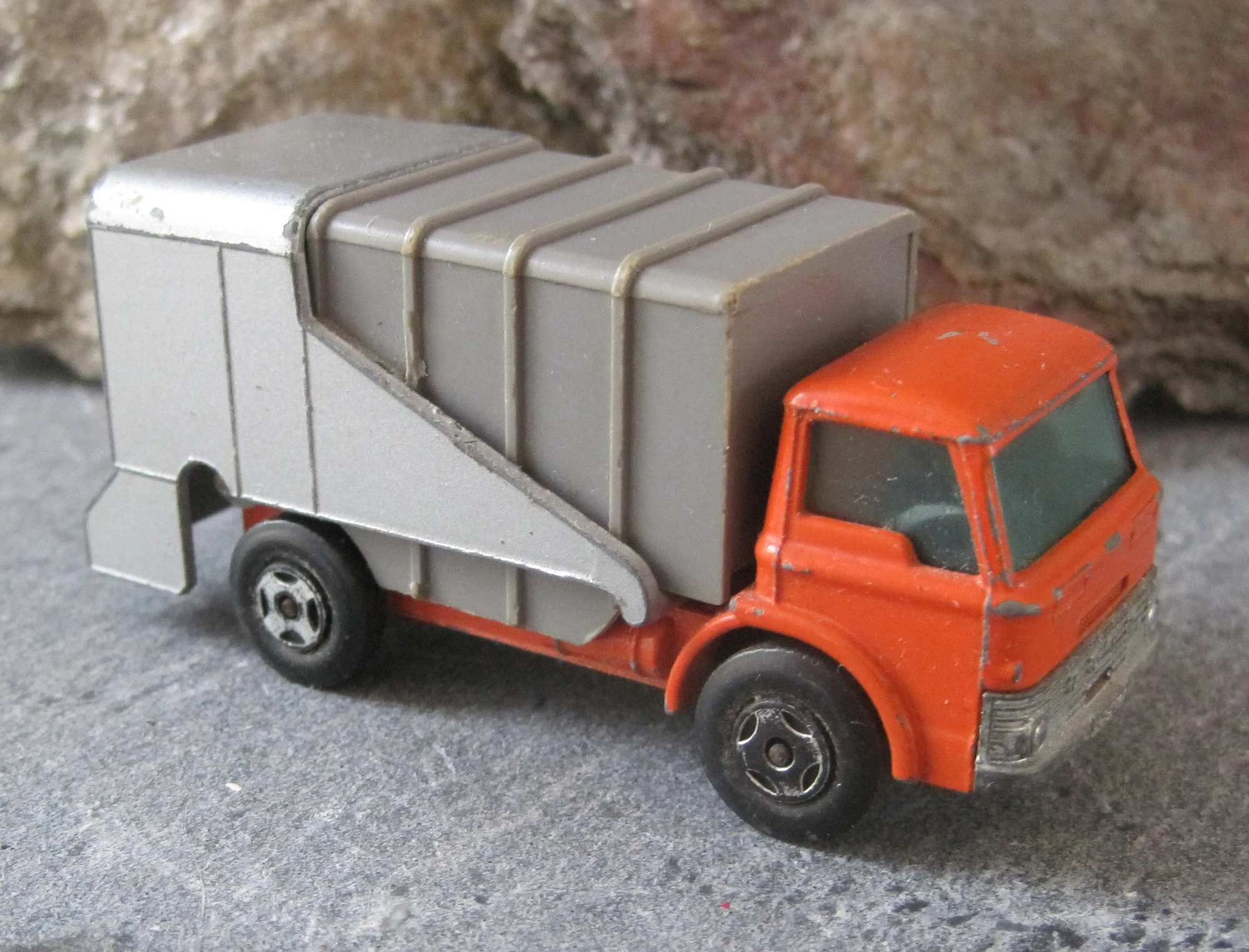 Refuse Truck (7C) Matchbox Cars Wiki Fandom