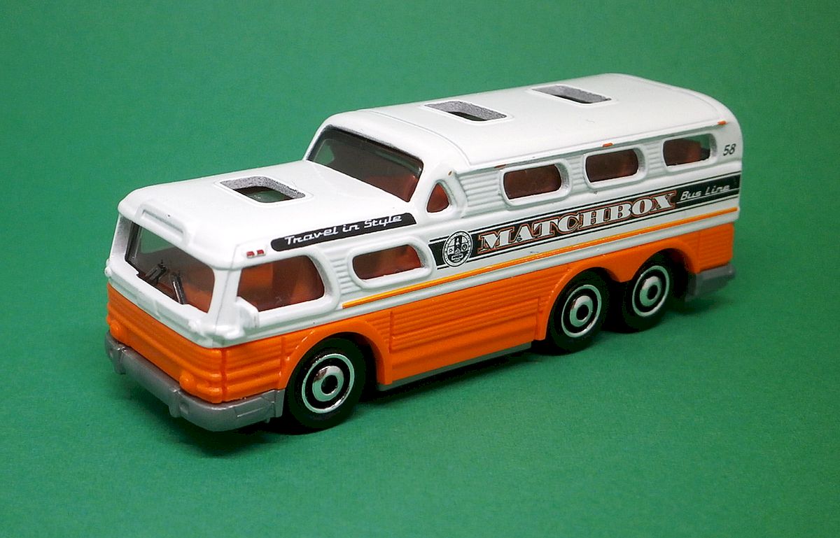 1955 gmc scenicruiser matchbox