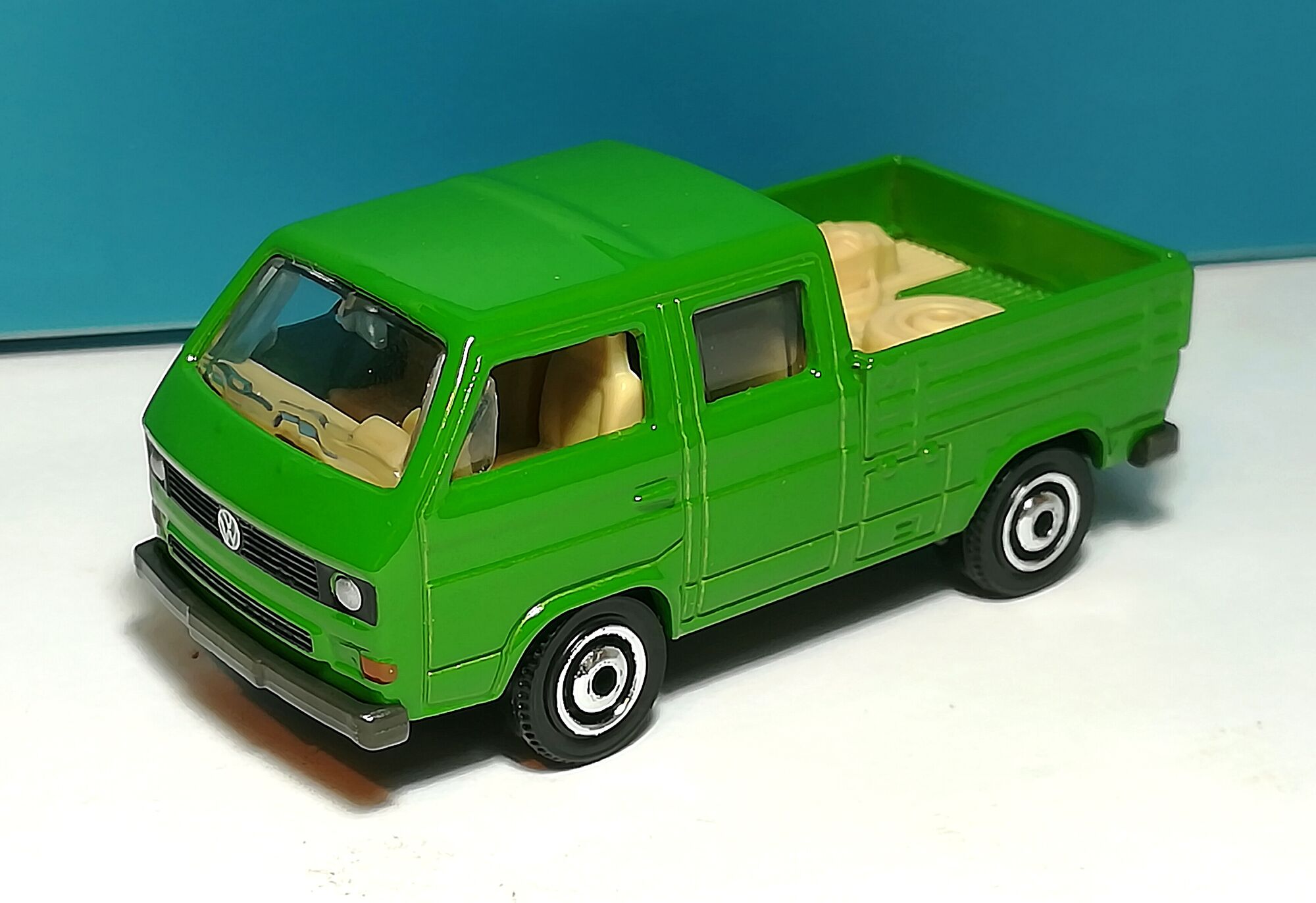 Volkswagen Transporter Crew Cab | Matchbox Cars Wiki | Fandom