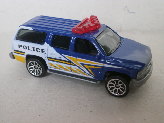 matchbox 2000 chevrolet suburban