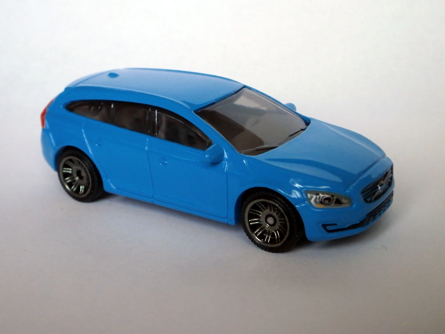 Image Volvo V60 Wagon (2016).jpg.jpg Matchbox Cars Wiki FANDOM