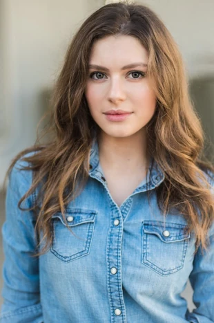 Carrie Wampler | Wiki Maximum Ride | FANDOM powered by Wikia