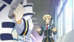 Zenkichi asks Onigase to cut Medaka some slack