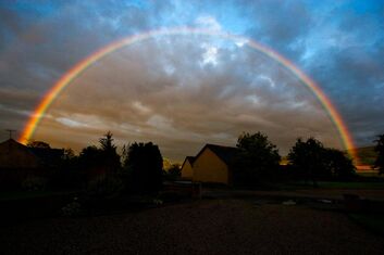 Dark-rainbow
