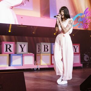 6 18 16 At Kiss Concert 2016 Melanie Martinez Wiki Fandom