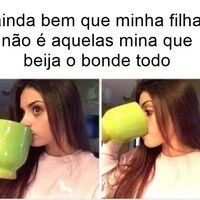 Garota Tomando Algo Na Xicara Memepedia Wiki Fandom
