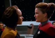 180px-Torres and janeway, parallax