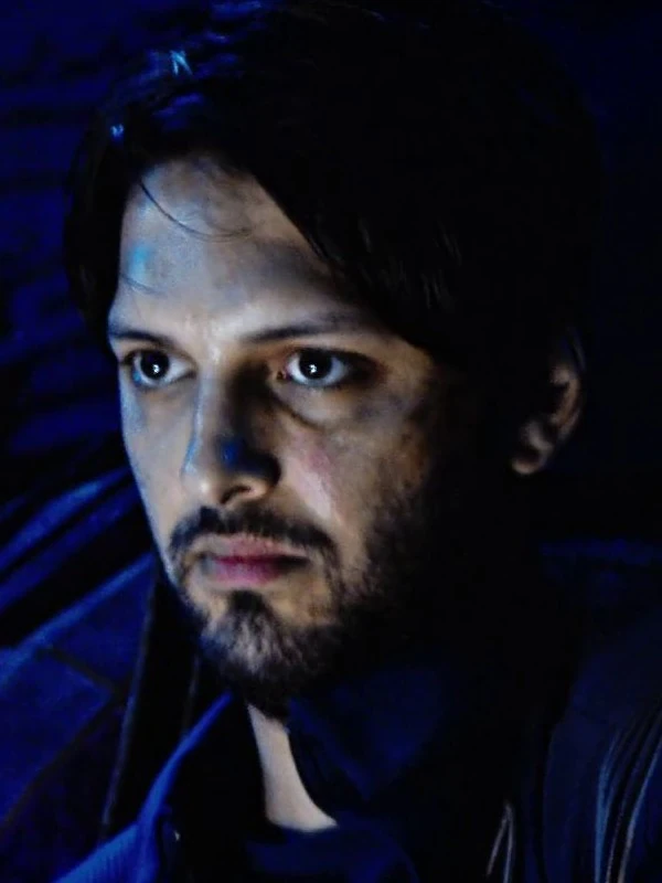 Shazad Latif Memory Alpha, das StarTrekWiki FANDOM powered by Wikia