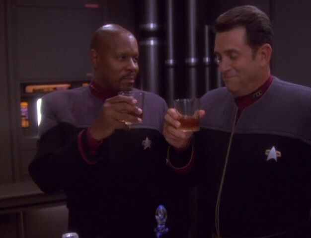 File:Sisko and Ross share a drink.jpg