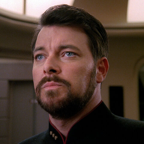 File:Riker orders Worf to fire on the Borg cube.jpg