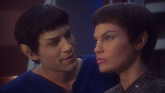 File:T'Pol and Tolaris.jpg
