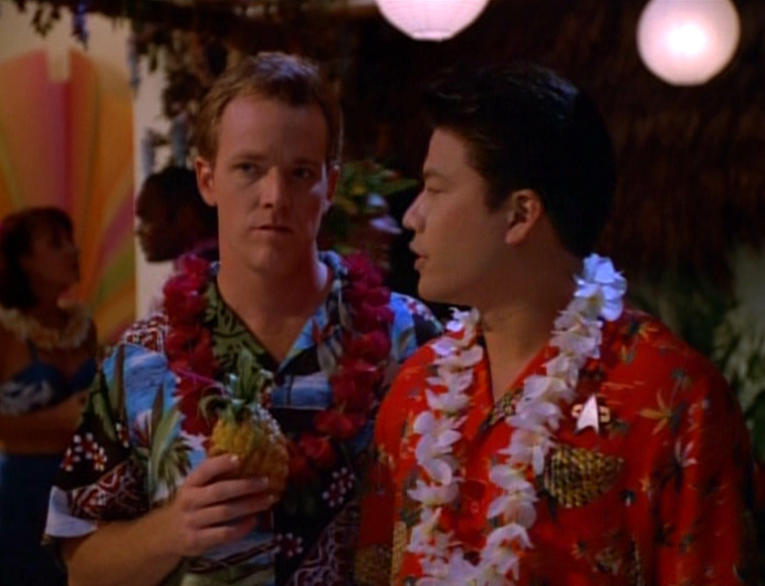 tom cruise hawaiian shirt