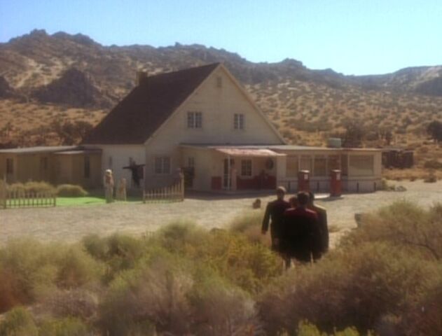 File:Q Continuum ranch house.jpg