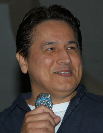 robert beltran robert beltran