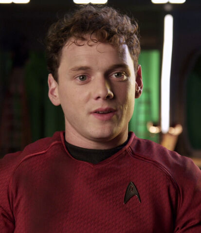 File:Anton Yelchin.jpg