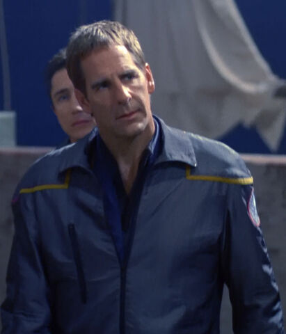 File:Starfleet excursion jacket, Type B.jpg