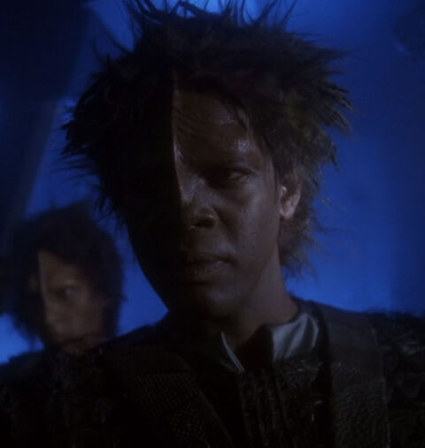 File:Salvage alien 1.jpg