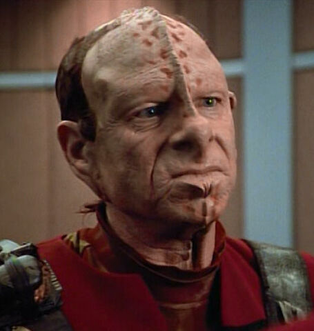 File:Alien visitor, 2374.jpg