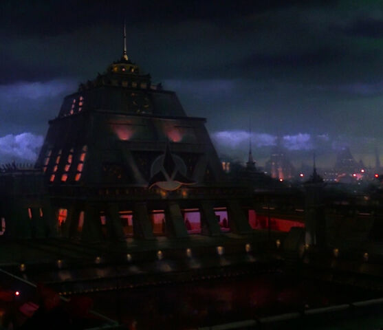 File:Great Hall, night.jpg