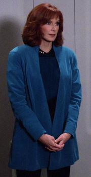Beverly Crusher, uniform with overcoat