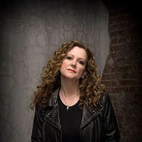 Laurell K Hamilton Meredith Gentry Wiki Fandom