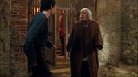 1x01 Gaius Merlin libération