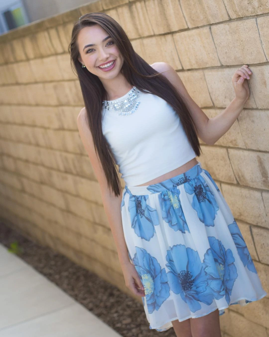 Veronica Merrell | Merrell Twins Wiki | FANDOM powered by Wikia