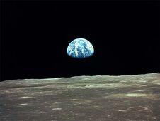 Moonearth 580