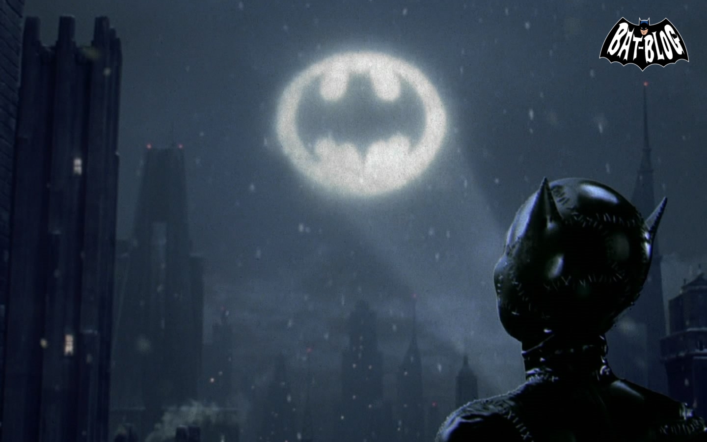 Image - Wallpaper-batman-returns-movie-catwoman-2.jpg | Michelle