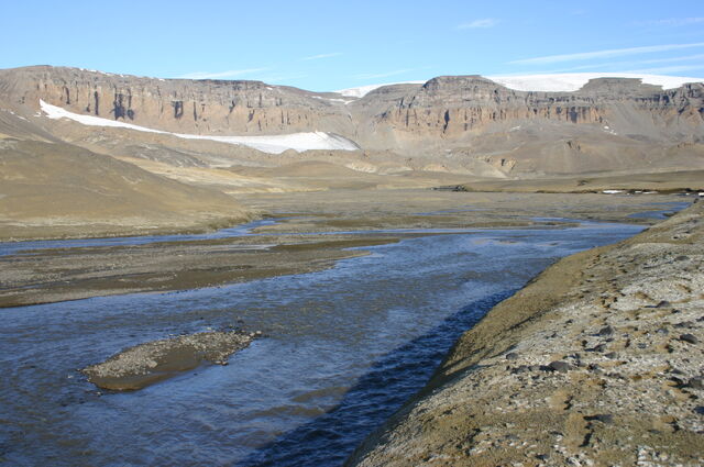 File:Abernethyriver.jpg