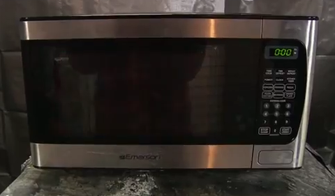 Emily Is It A Good Idea To Microwave This Wiki Fandom Ed 900 Watt Microwave Emily