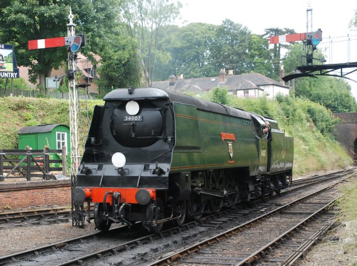 34007 >> Southern Railway Unrebuilt Bullied Light Pacific 4 6 2 34007 34007 >> Southern Railway Unrebuilt Bullied Light Pacific 4 6 2 34007